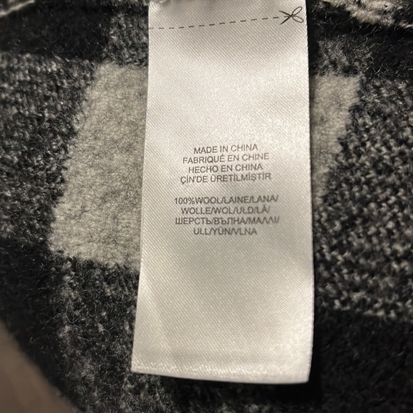 Wool coat - Picture 7 of 7